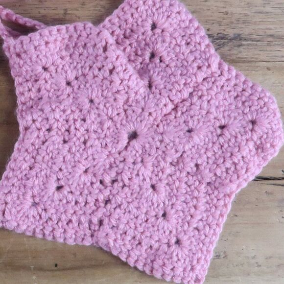 PINK HAND KNIT STAR SHAPED BIKINI FESTIVAL TOP SIZE XL - Picture 3 of 3